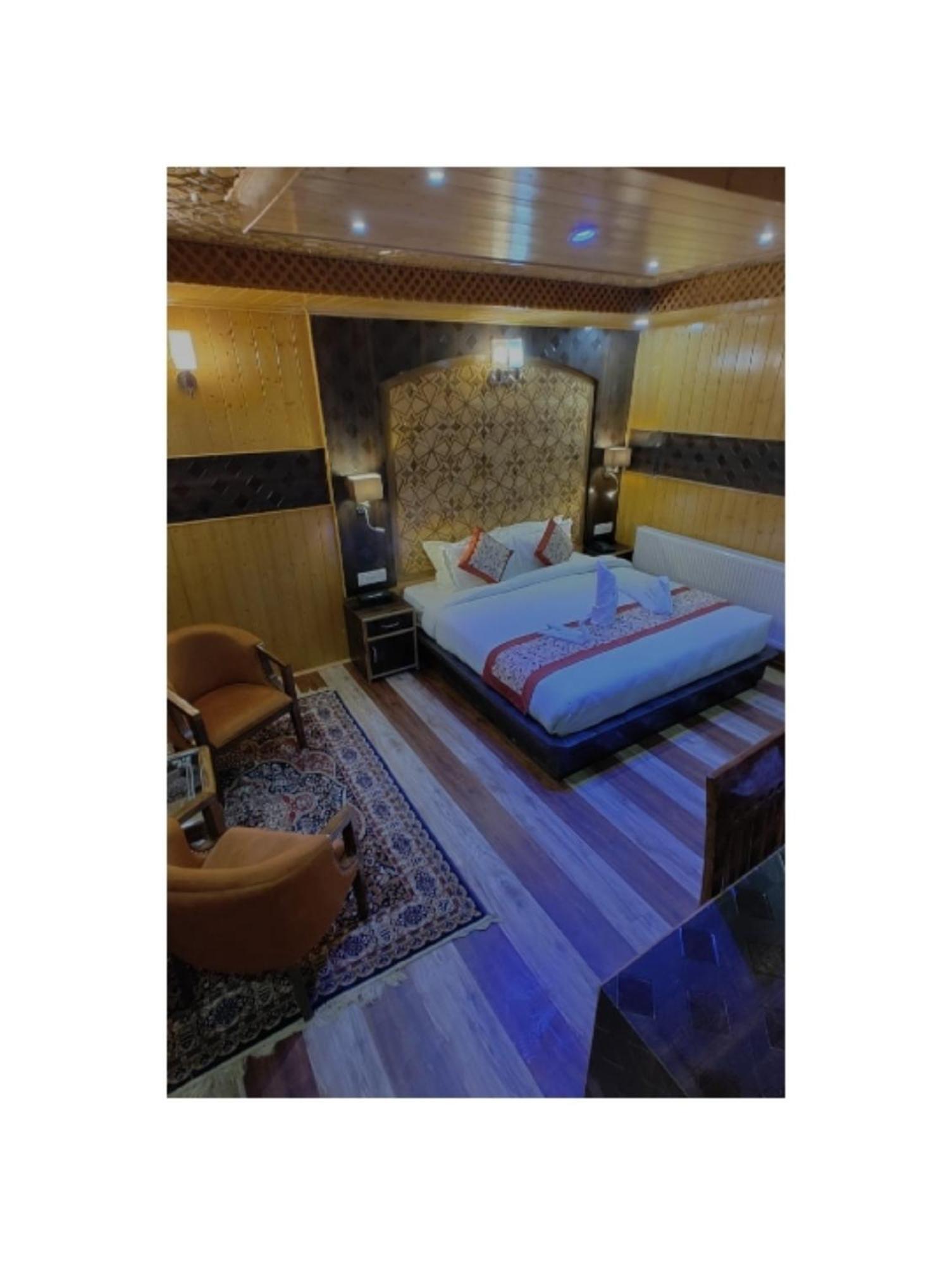 Hotel Shanu Premium Γκουλμάργκ Εξωτερικό φωτογραφία